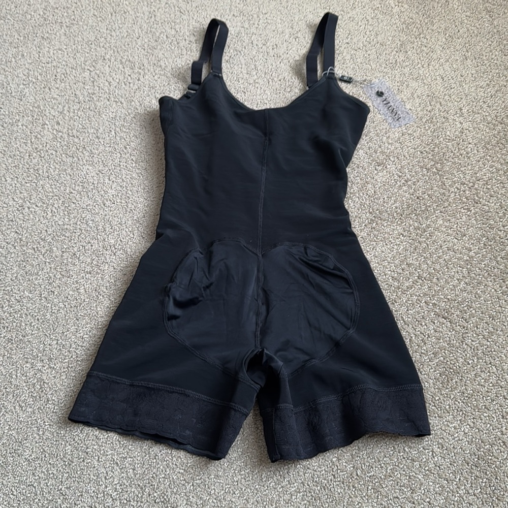 Black Women's Shapewear Faja - Picture 9 of 9